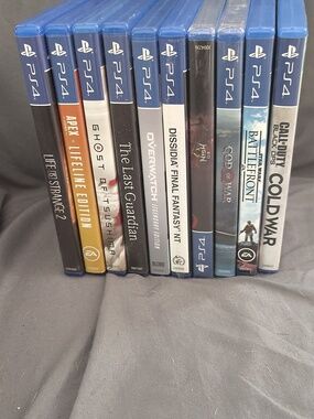 Sony PS4 Game Set with Blue Cases